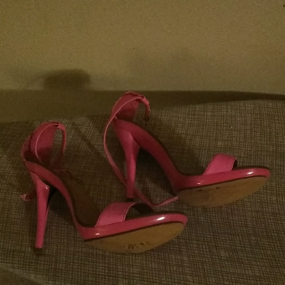 SOLD..... - Picture 2 of 3